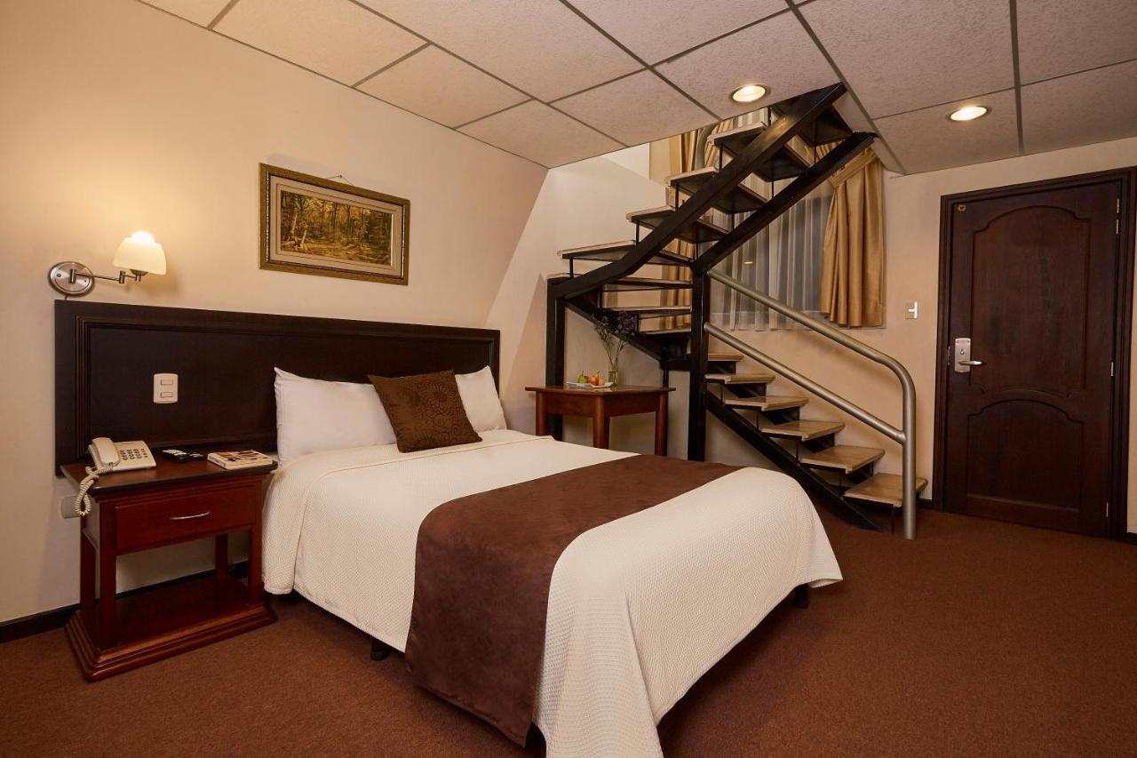 Hotel Podocarpus Лоха Экстерьер фото